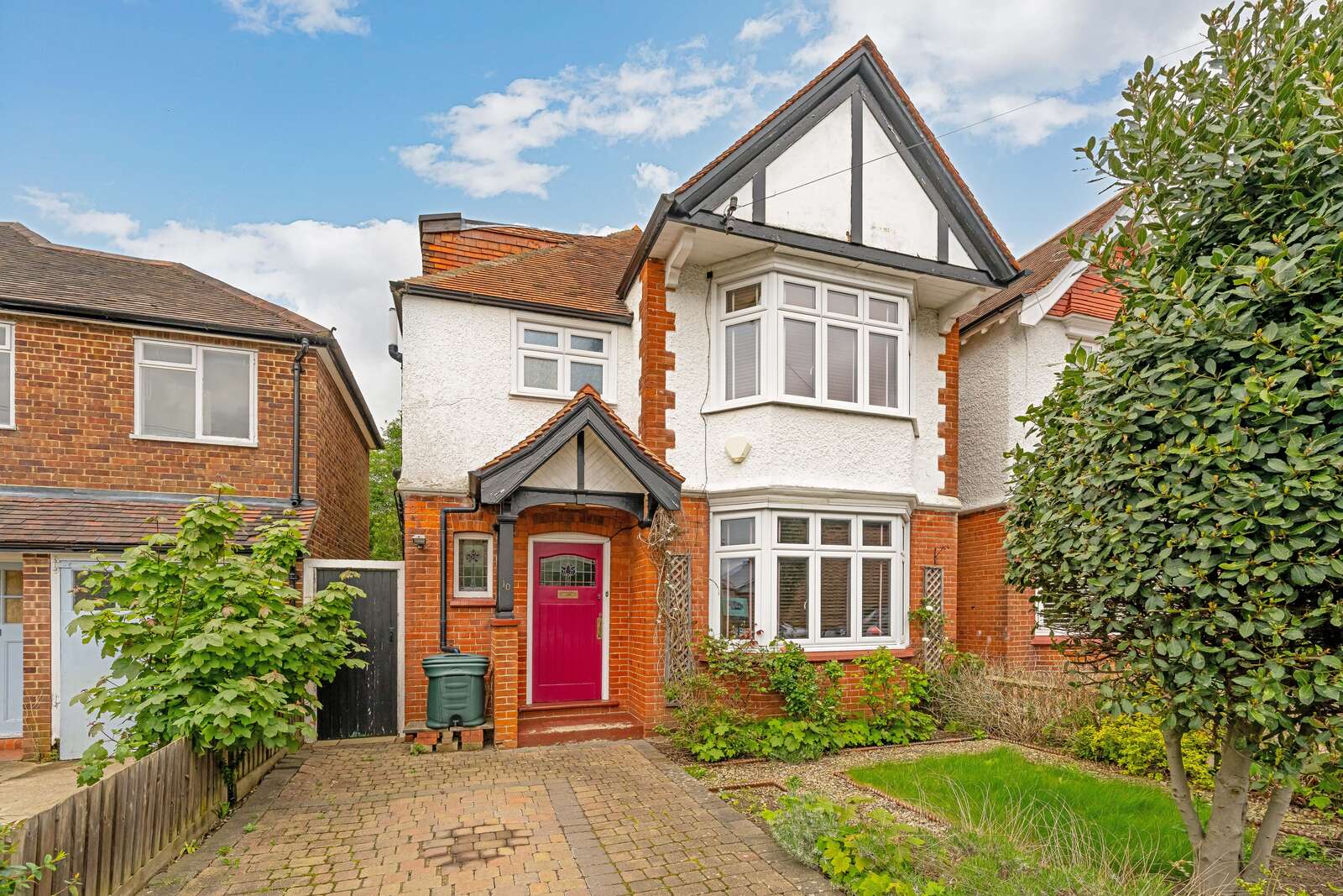 Bond Road, Surbiton, KT6