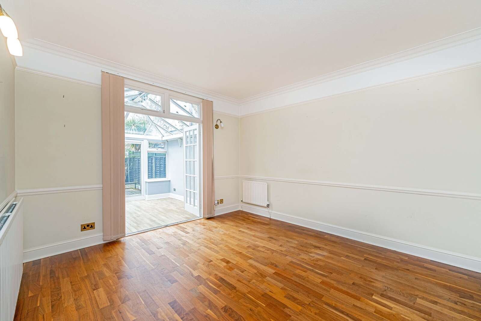 Bond Road, Surbiton, KT6